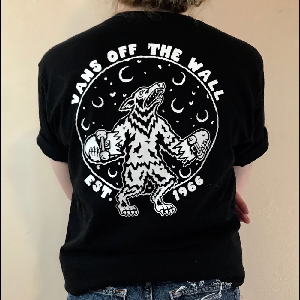 Wolf vans tee